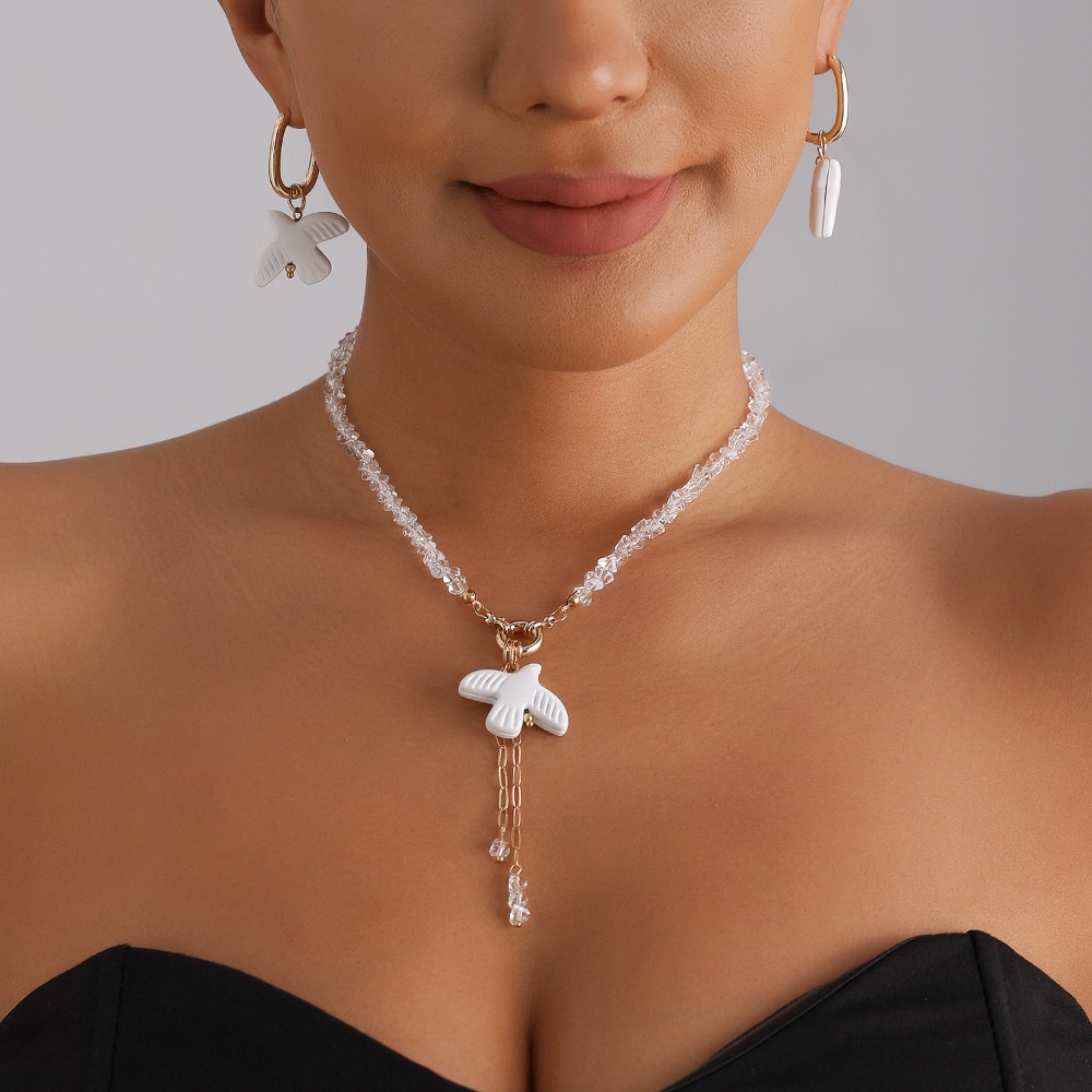 Белое жемчужное колье-чокер с  – обзор и цена Layered Pendant Necklace Aesthetic